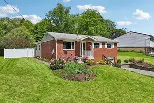 814 Dressel Dr, Pittsburgh, PA 15101 - Photo 3