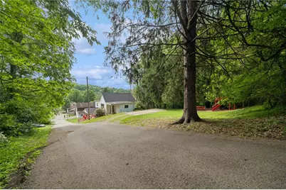 315 Walnut Street, Greensboro, PA 15338 - Photo 25