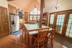 203 Oliver Dr, Twp of But SE, PA 16002 - Photo 17