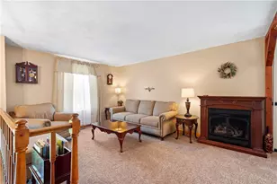 1931 Hertford Dr, South Park, PA 15129 - Photo 3