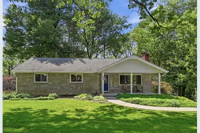 132 Circle Dr, Ross Twp, PA 15237 - Photo 1