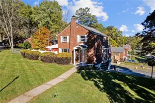2905 Blackridge Ave, Pittsburgh, PA 15235 - Photo 3