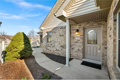 7016 Berringer Court, Moon/Crescent Twp, PA 15108 - Photo 3