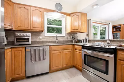 123 Rembrandt Dr, Twp of But SE, PA 16002 - Photo 7