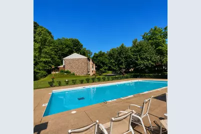736 Windvue Dr, Robinson Twp, PA 15205 - Photo 33