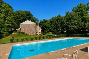 736 Windvue Dr, Robinson Twp, PA 15205 - Photo 33