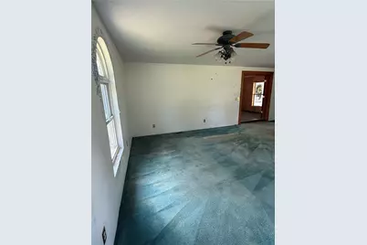 125 Ayers Ave, Twp of But SE, PA 16001 - Photo 25