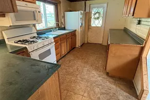 125 Ayers Ave, Twp of But SE, PA 16001 - Photo 11