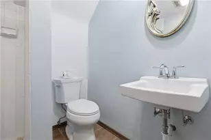 416 Peters Dr, Pittsburgh, PA 15116 - Photo 27