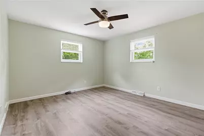 416 Peters Drive, Pittsburgh, PA 15116 - Photo 19