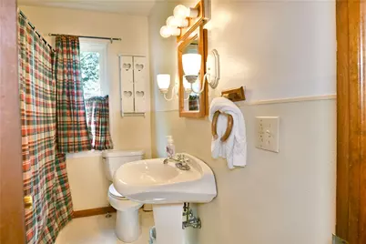 891 Bechtol, Sharon, PA 16146 - Photo 29