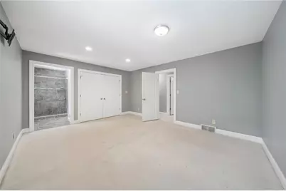 1101 Fairlane Dr, Hopewell Township, PA 15001 - Photo 25