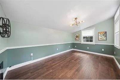 1101 Fairlane Dr, Hopewell Township, PA 15001 - Photo 13