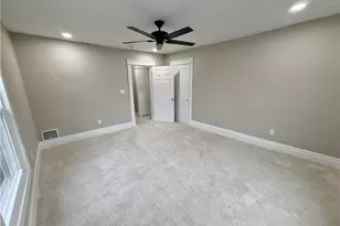 417 Bartram Ave, New Castle, PA 16101 - Photo 17