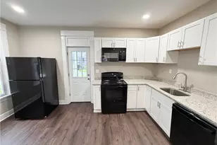 417 Bartram Ave, New Castle, PA 16101 - Photo 11