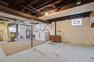 724 St Clair Ave, Jeannette, PA 15644 - Photo 25