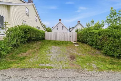 724 Saint Clair Avenue, Jeannette, PA 15644 - Photo 33