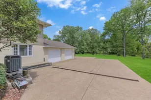 117 Birnesser Dr, Chippewa Township, PA 15010 - Photo 33