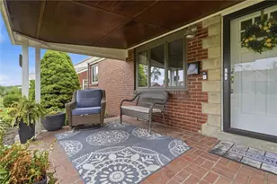 664 Somerville Dr, Scott Township, PA 15243 - Photo 5
