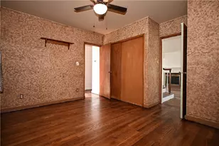 1255 Rosecrest Ave, Monessen, PA 15062 - Photo 11