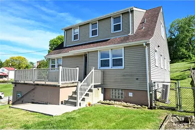 1255 Rosecrest Ave, Monessen, PA 15062 - Photo 3