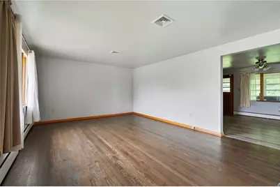 200 Erwin Pl, McKees Rocks, PA 15136 - Photo 5