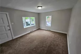 520 Joffre St, Ellwood City, PA 16117 - Photo 7