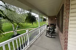 1414 Gabby Ave, North Franklin Township, PA 15301 - Photo 3