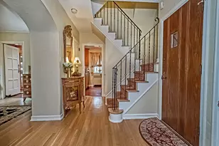 71 Mayfair Dr, Pittsburgh, PA 15228 - Photo 3