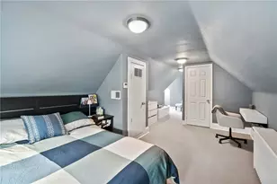 225 4th St, Pittsburgh, PA 15215 - Photo 23