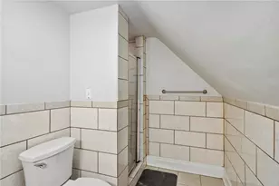 225 4th St, Pittsburgh, PA 15215 - Photo 25