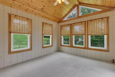 138 Convair Dr, Moon/Crescent Twp, PA 15108 - Photo 7