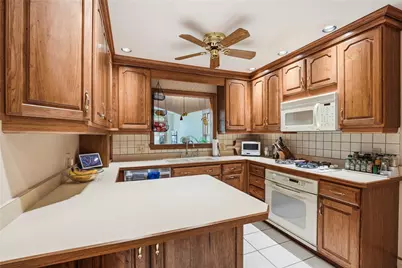 1325 Stanton St, Sharon, PA 16146 - Photo 13