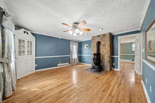 8013 Saltsburg Rd, Pittsburgh, PA 15239 - Photo 9