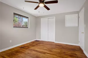 258 Hillcrest Cir, Ross Twp, PA 15237 - Photo 19