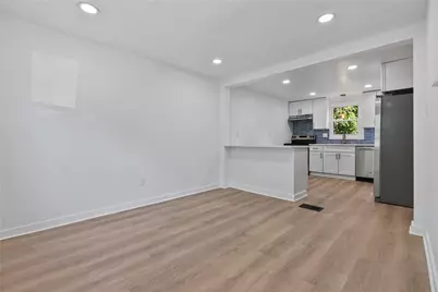 2843 McKelvey Rd, Pittsburgh, PA 15221 - Photo 7