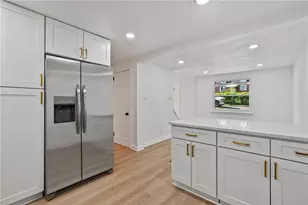 2843 McKelvey Rd, Pittsburgh, PA 15221 - Photo 9