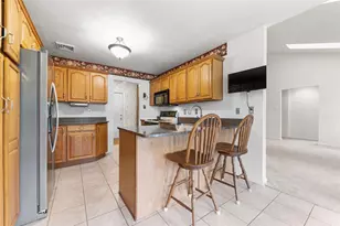 1002 Sunnyfield Ct, Penn Twp, PA 15636 - Photo 15