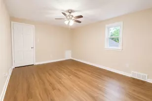 128 Sylvania Dr, South Park, PA 15236 - Photo 9