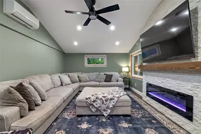 3643 Longview Dr, West Homestead, PA 15120 - Photo 15