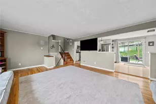 1905 Swallow Hill Rd, Scott Township, PA 15220 - Photo 9