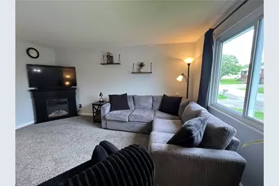 110 David Dr, Twp of But NW, PA 16001 - Photo 5