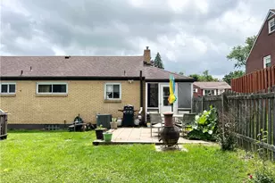19 Hallmark Dr, Pittsburgh, PA 15235 - Photo 29