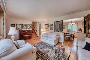 223 Amity Rd, Glenshaw, PA 15116 - Photo 7