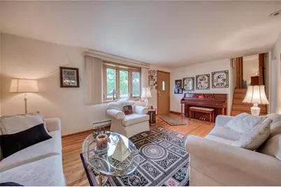 223 Amity Road, Glenshaw, PA 15116 - Photo 5