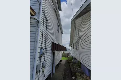 1131 13th St, McKees Rocks, PA 15136 - Photo 13