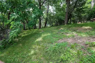 2373 Hopeland St, Pittsburgh, PA 15210 - Photo 35