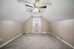301 Orchard Spring Rd, Scott Township, PA 15220 - Photo 21