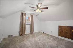 301 Orchard Spring Rd, Scott Township, PA 15220 - Photo 17