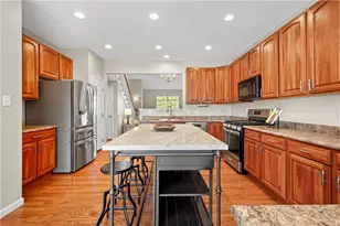 168 Kensington Dr, Ohio Township, PA 15237 - Photo 5